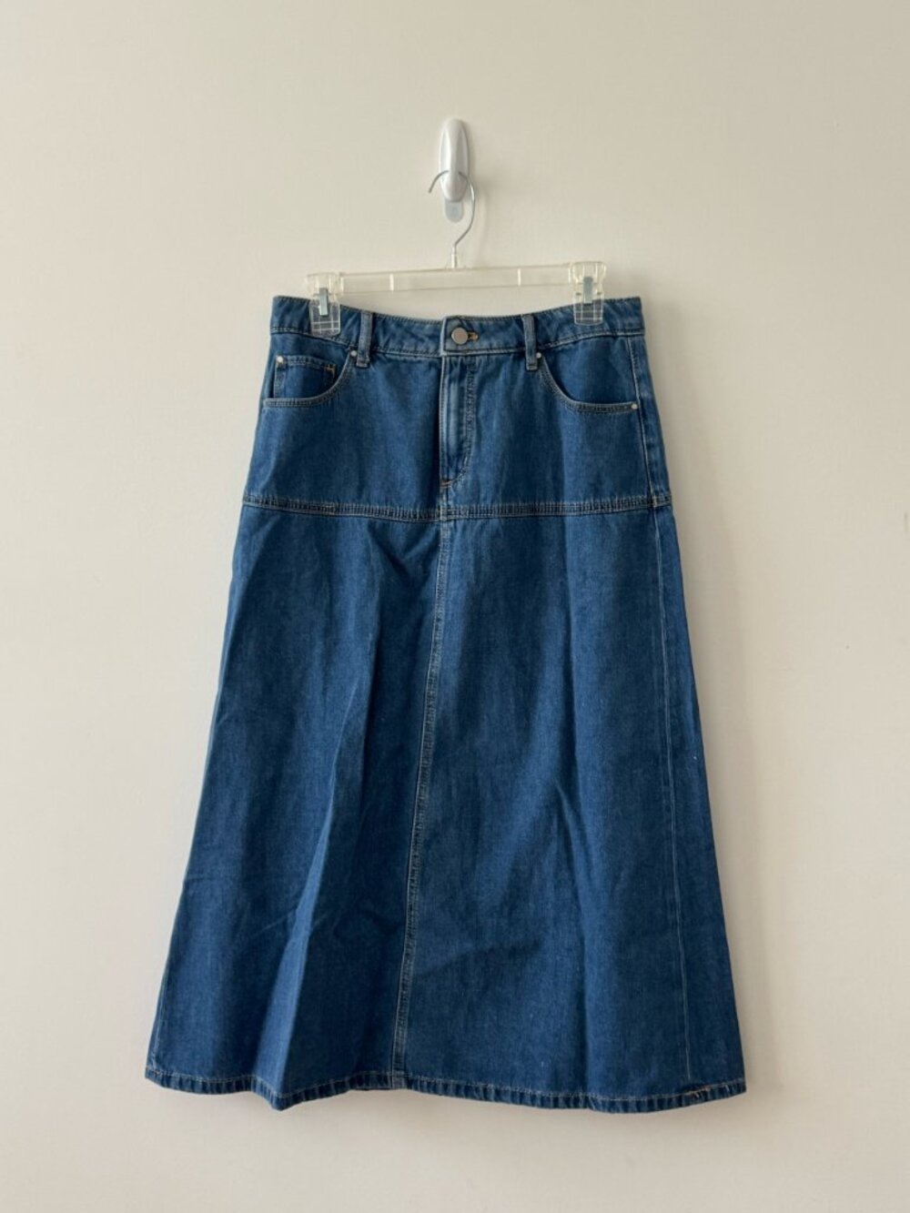 NWT Ann Taylor Petite Weekend Denim Midi Skirt, Size 4